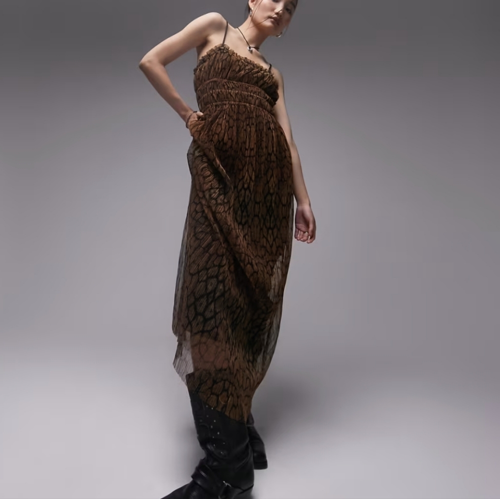 Topshop Slip Maxi Jersey Plisse Mesh Channel In Animal Print Size 0-2